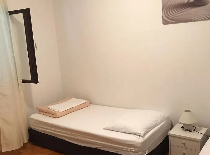 Seaside House Cove Vrbovica Bay - Vrbovica Ferienhaus *